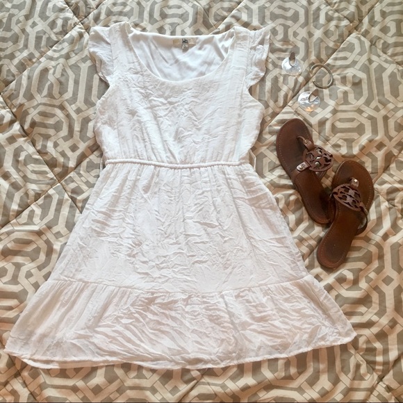 ⭐️SALE White Dress with Elastic Waist and Flow Fit - Picture 8 of 8